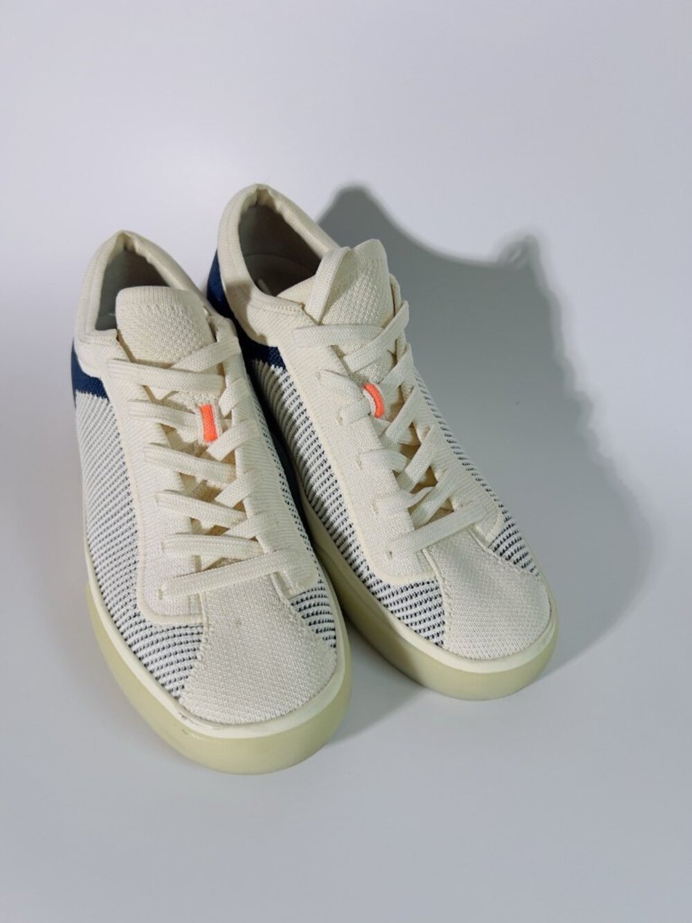 Rothy’s Women’s Knit Lace Up Sneakers Blue White Size 7 Comfort Shoes No Box - Picture 2 of 11